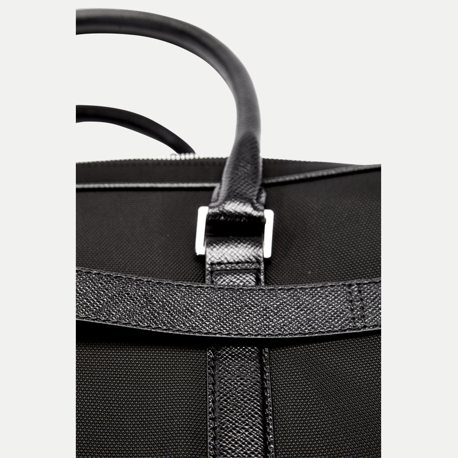 50311760 SIGNATURE L D DOC - Signature Businesstaske - Tasker - SORT - 15