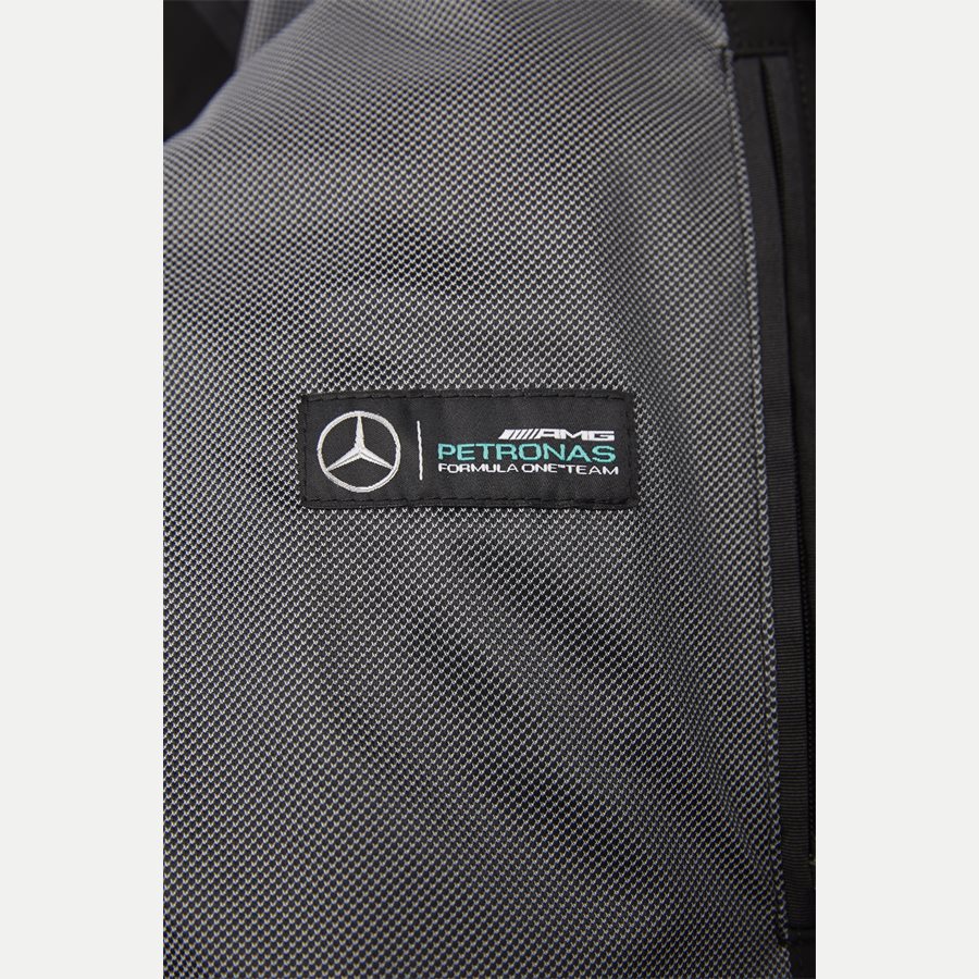 50389511 CHEAD - Chead Mercedes-Benz Petronas Vindjakke - Jakker - Regular - SORT - 10