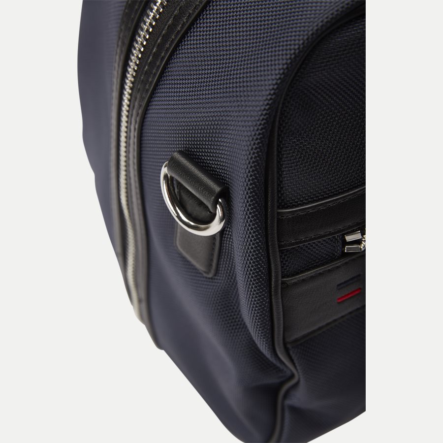 ELEVATED DUFFLE - Elevated Duffle Weekend Bag - Tasker - NAVY - 6
