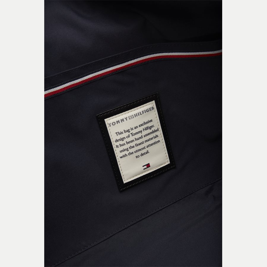 ELEVATED DUFFLE - Elevated Duffle Weekend Bag - Tasker - NAVY - 9