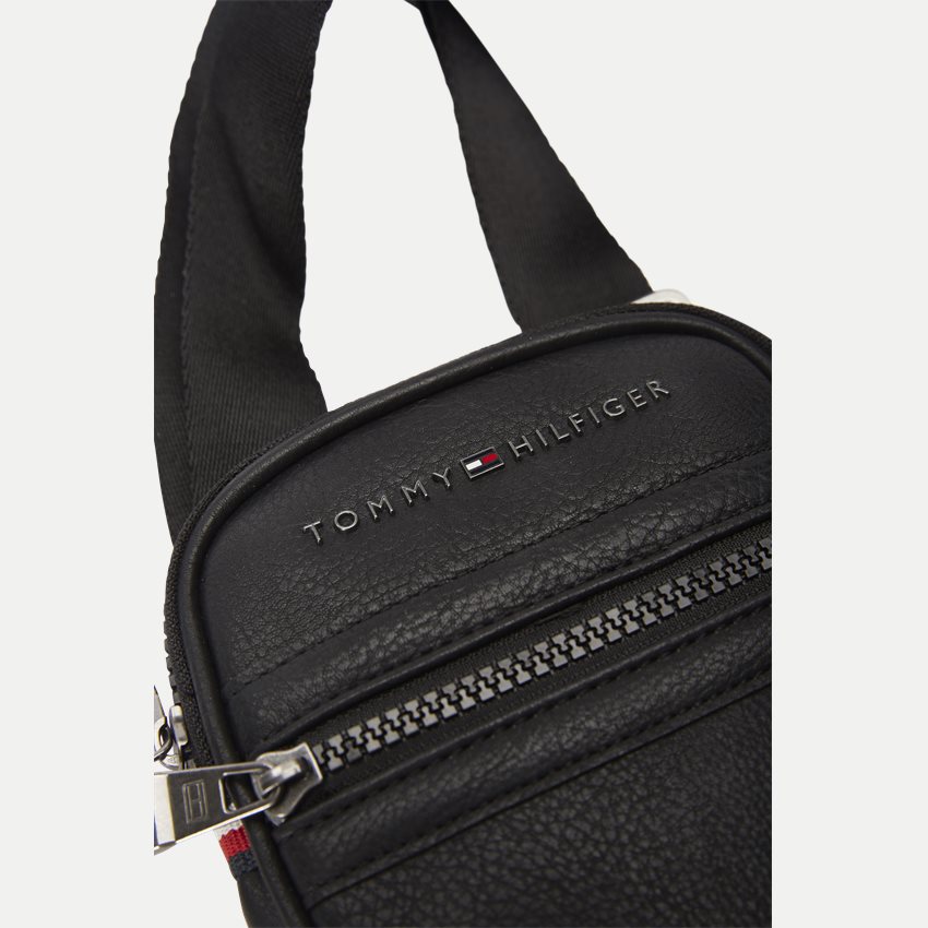 Tommy Hilfiger Bags ESSENTIAL COMPACT CROSSOVER. SORT