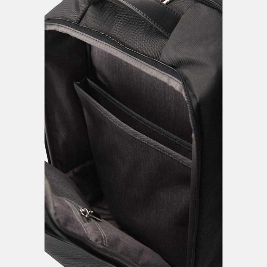 08N09005-17,3 - Xbr Computerrygsæk 17,3'' - Tasker - SORT - 13