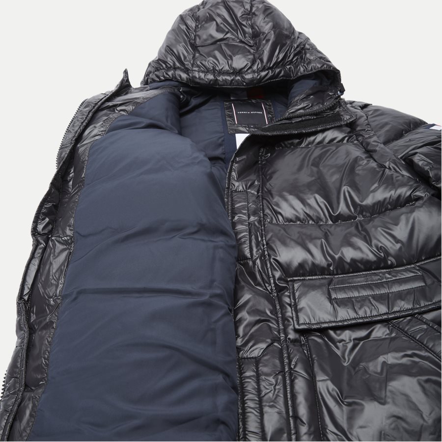 SHINY HOODED DOWN BOMBER - Shiny Hooded Down Bomber Jacket - Jakker - Regular - SORT - 11