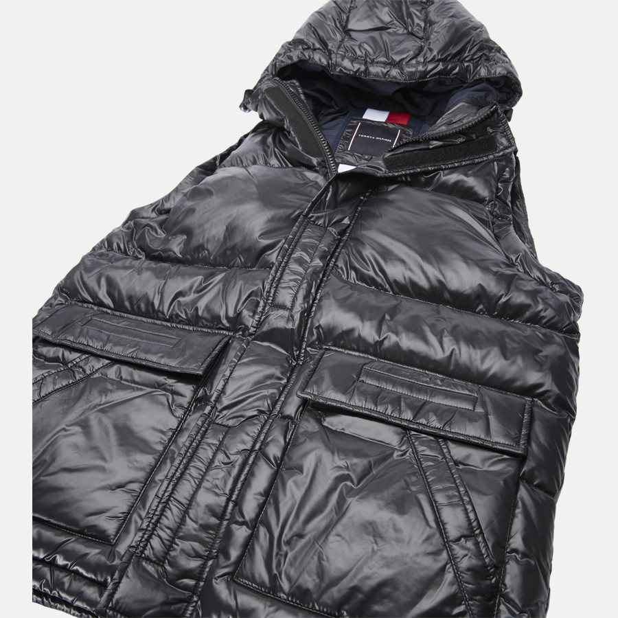 SHINY HOODED DOWN BOMBER - Shiny Hooded Down Bomber Jacket - Jakker - Regular - SORT - 12