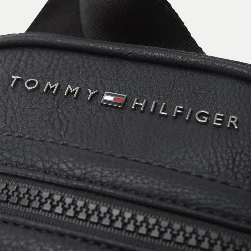 Tommy Hilfiger Väskor ESSENTIAL COMPACT CROSSOVER SORT