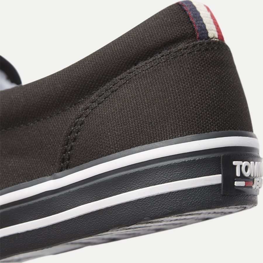 0002 EM0EM0 - Textile Slip On Sneaker - Sko - SORT - 5