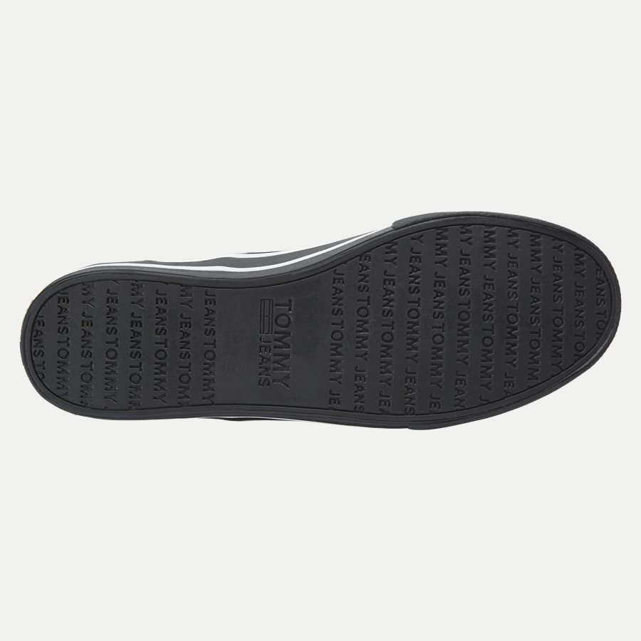 0002 EM0EM0 - Textile Slip On Sneaker - Sko - SORT - 9