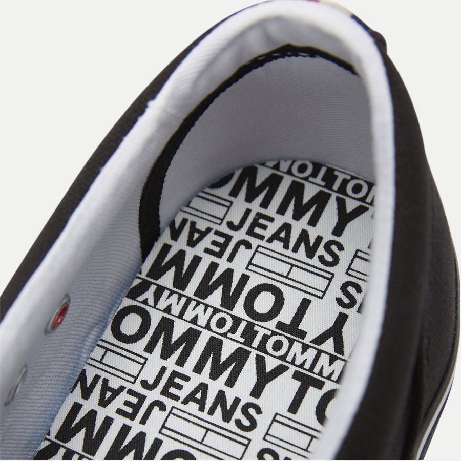 0002 EM0EM0 - Textile Slip On Sneaker - Sko - SORT - 11
