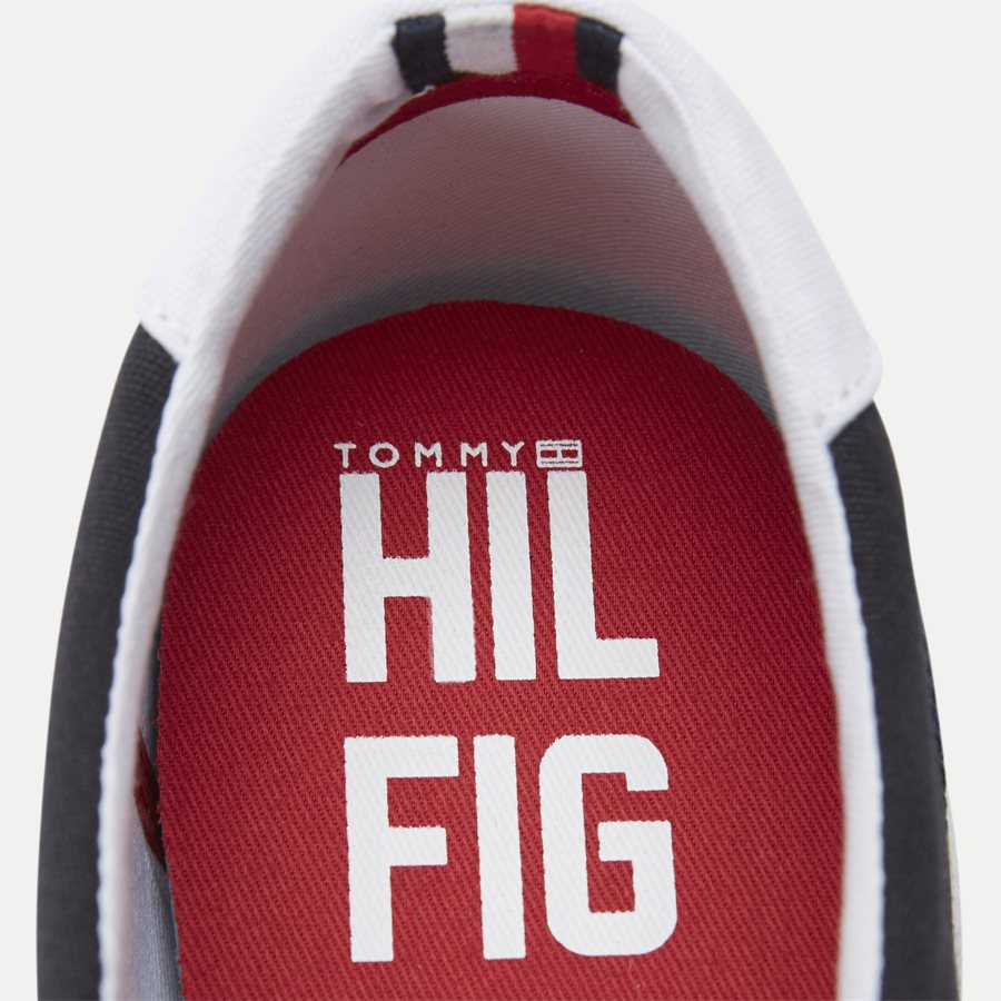 0597 FM0FM0 - Iconic Canvas Slip On Sneaker - Sko - NAVY - 11
