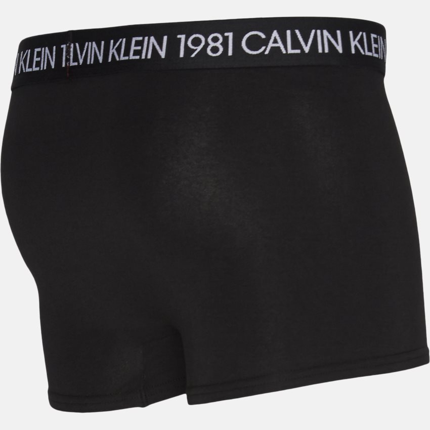Calvin Klein Underwear TRUNK 000NB2050A001 SORT