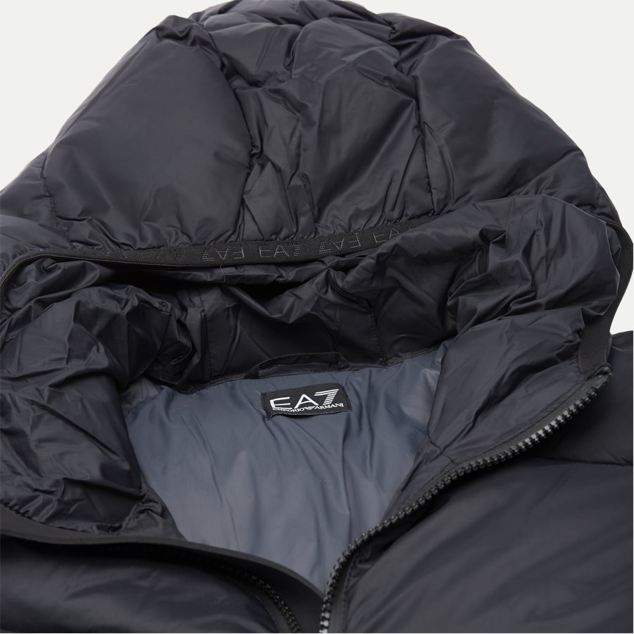 PNR4Z 6GPB53 - Down Jacket - Jakker - Regular - SORT - 5