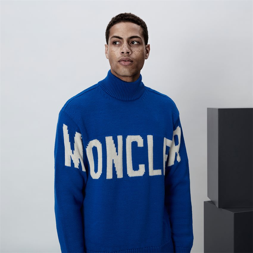 Moncler Knitwear 90420 00 A9070 BLUE