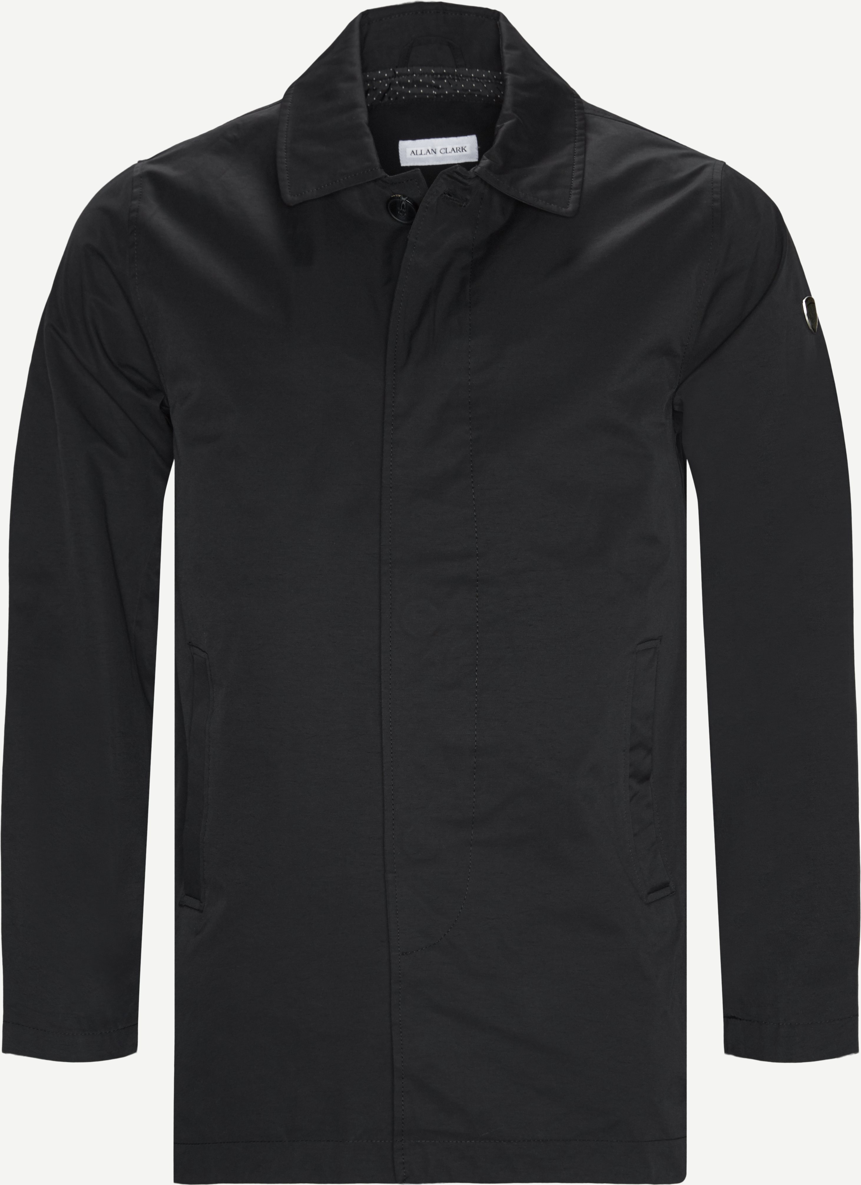 Clevis Trenchcoat - Jackets - Regular fit - Black