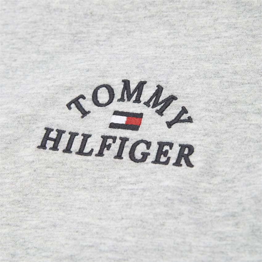 Tommy Hilfiger T-shirts 13756 TOMMY HILFIGER ARCH TEE GRÅ