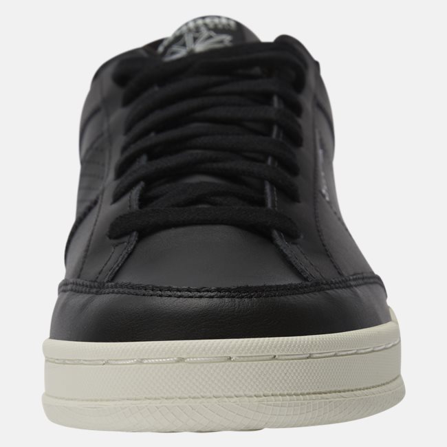 Ad Court Sneaker