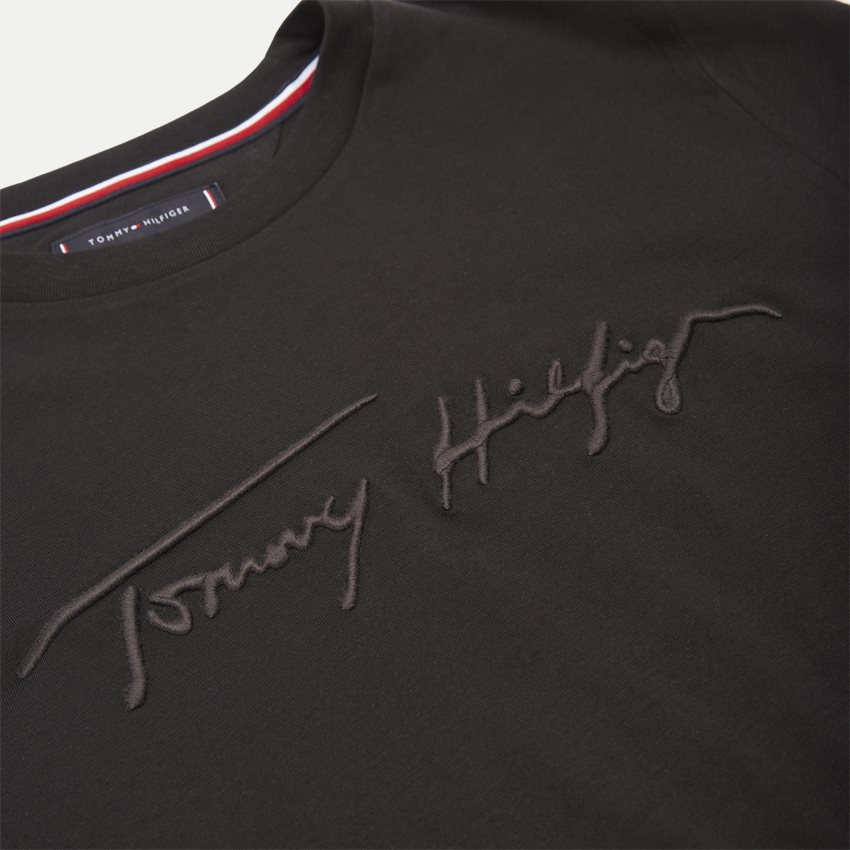 Og så videre Nu lort 18729 SIGNATURE GRAPHIC T-shirts SORT from Tommy Hilfiger 27 EUR