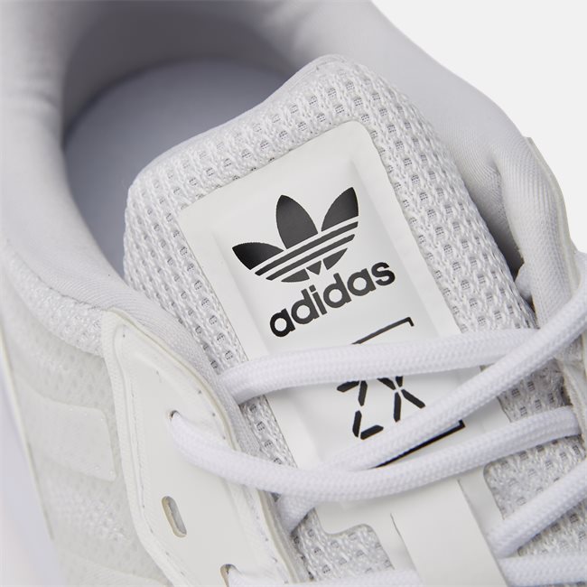 Zx 2k Boost Sneaker