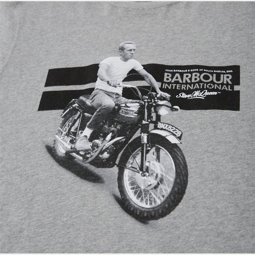 Barbour T-shirts SMQ CHASE MTS0933 GRÅ