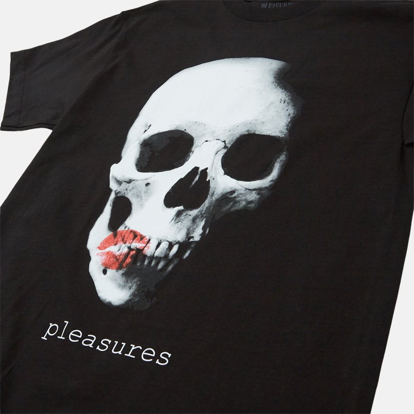 Pleasures T-shirts MAKE OUT TEE BLACK