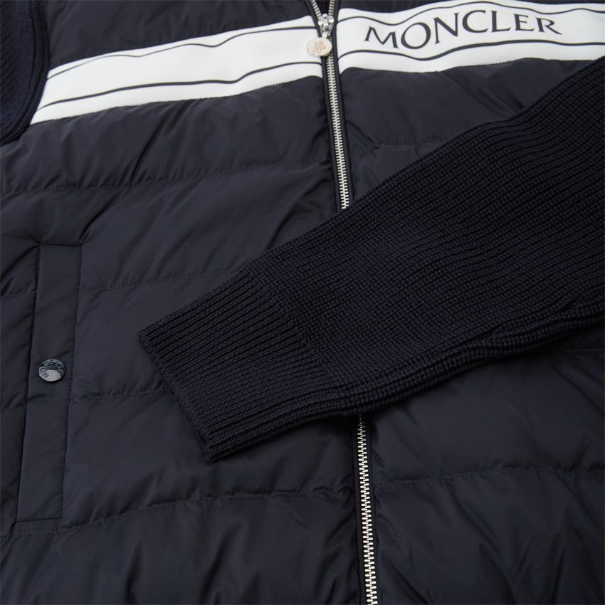 Moncler Knitwear 9B00005 M1131 NAVY