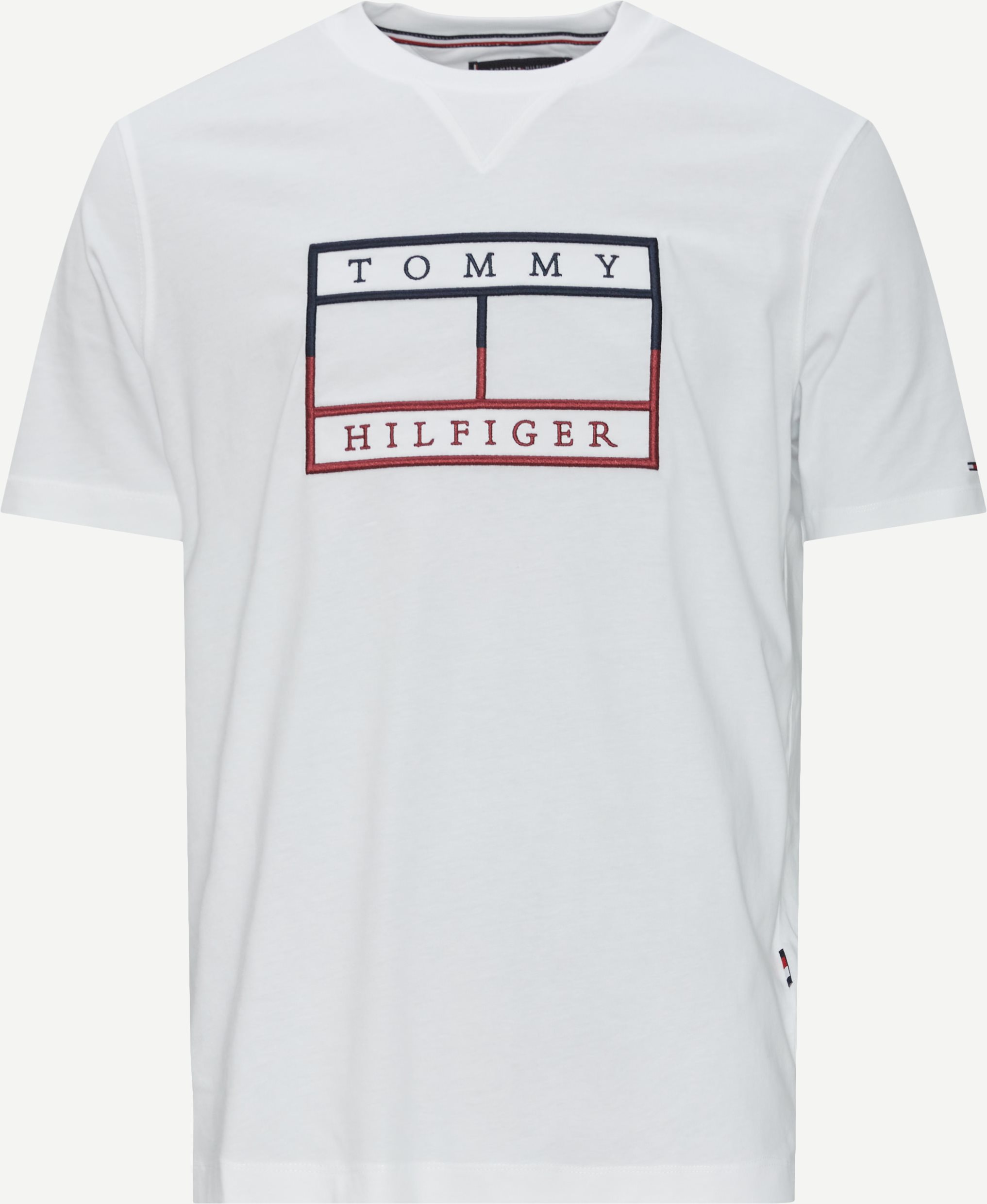 Tommy Hilfiger T-shirts 25763 OUTLINE LINEAR FLAG TEE Hvid