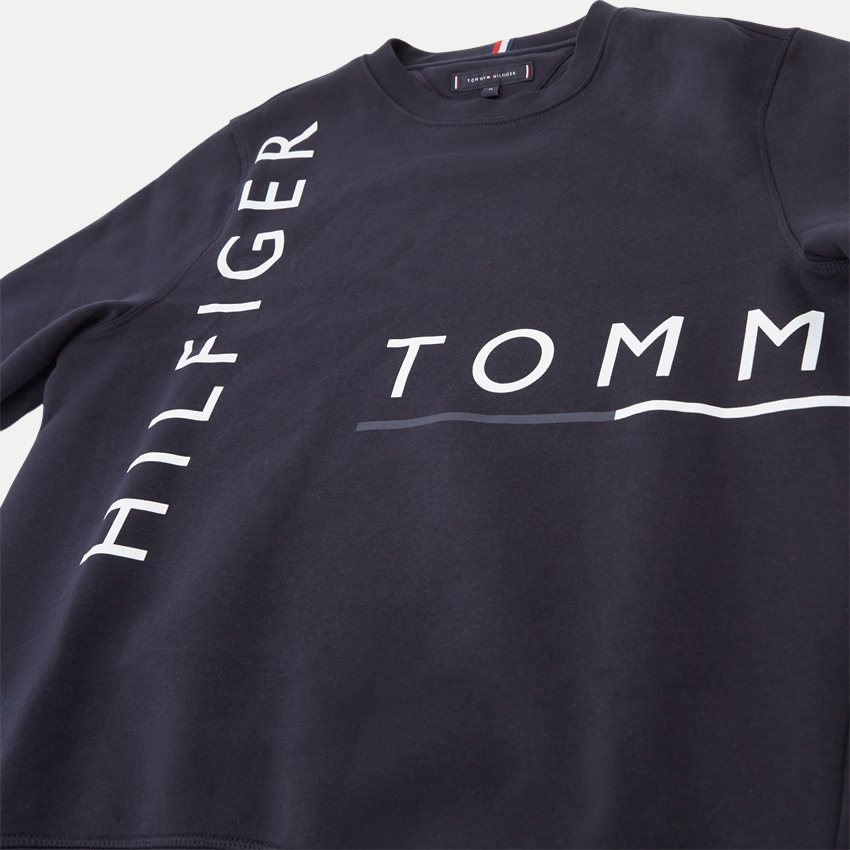 Tommy Hilfiger Sweatshirts 28761 GRAPHIC OFF PLACEMENT SWEA NAVY
