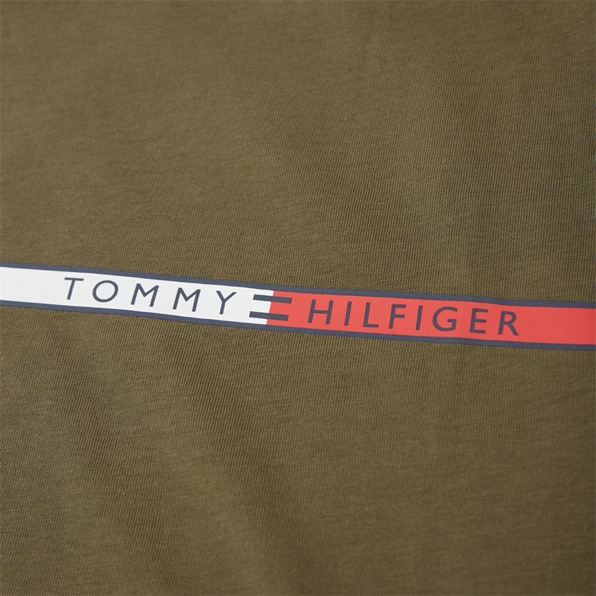 Tommy Hilfiger T-shirts 27912 TWO TONE CHEST STRIPE TEE OLIVEN