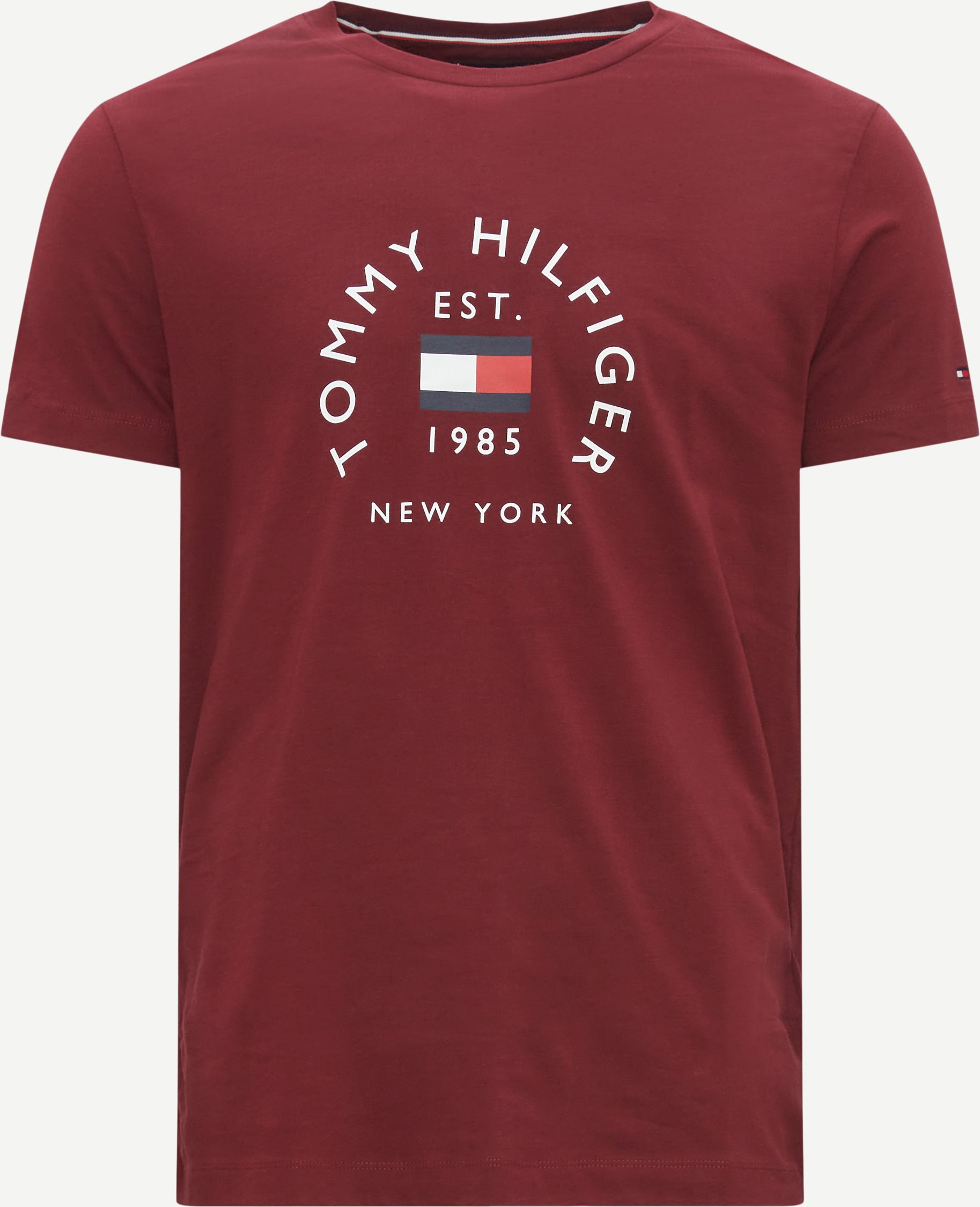 Tommy Hilfiger T-shirts 27909 HILFIGER FLAG ARCH TEE Bordeaux