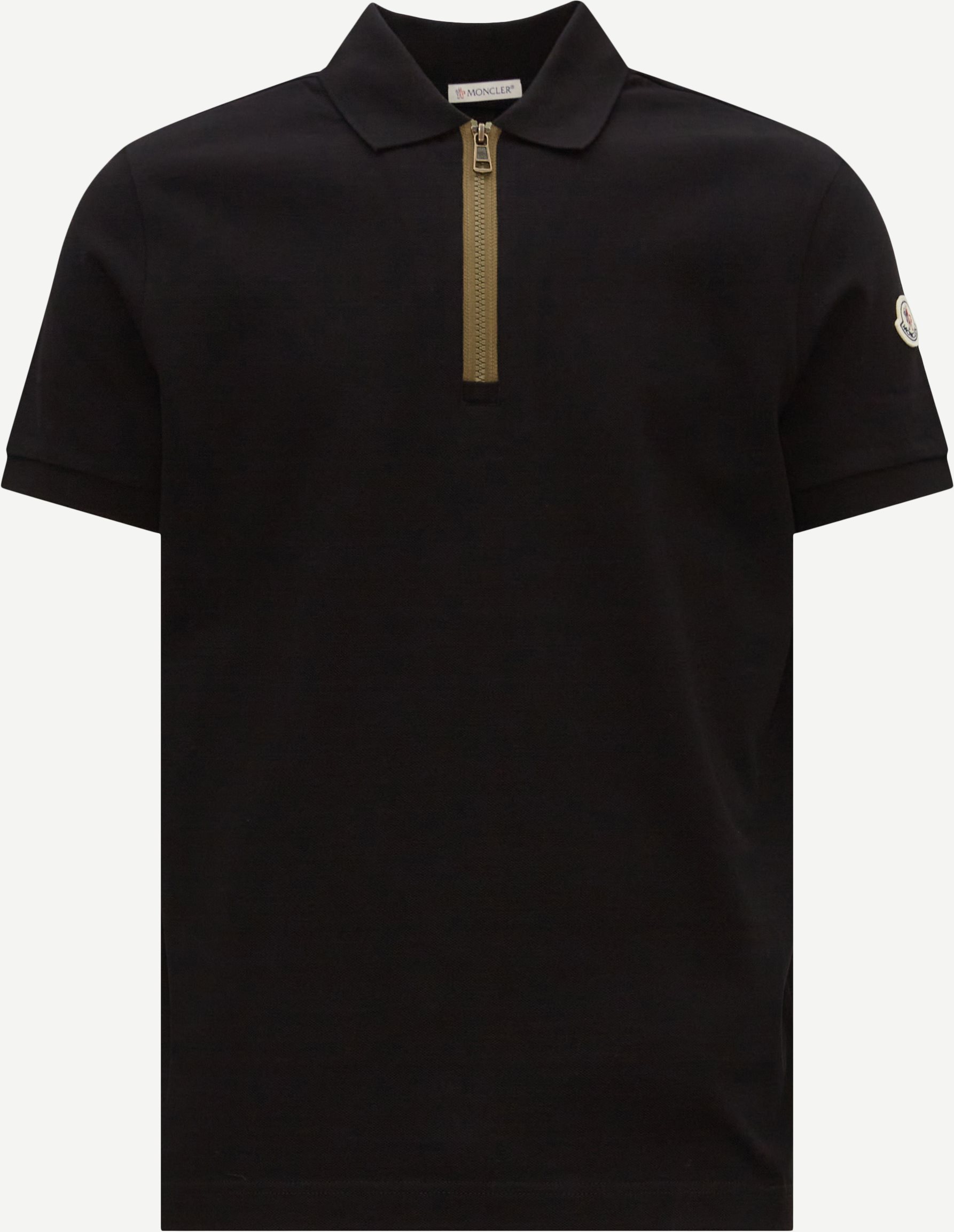 Moncler T-shirts 8A0009 899UR Black