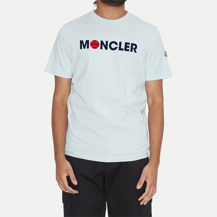 Moncler T-shirts 8C0008 829HP LYSBLÅ