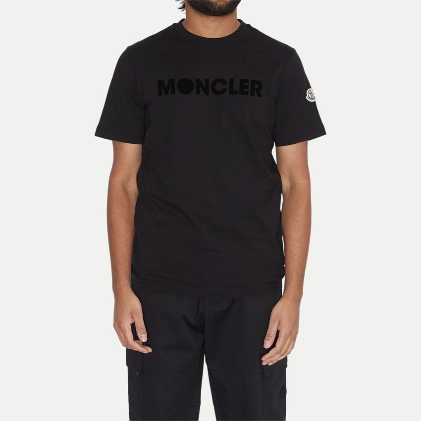 Moncler T-shirts 8C0008 829HP SORT