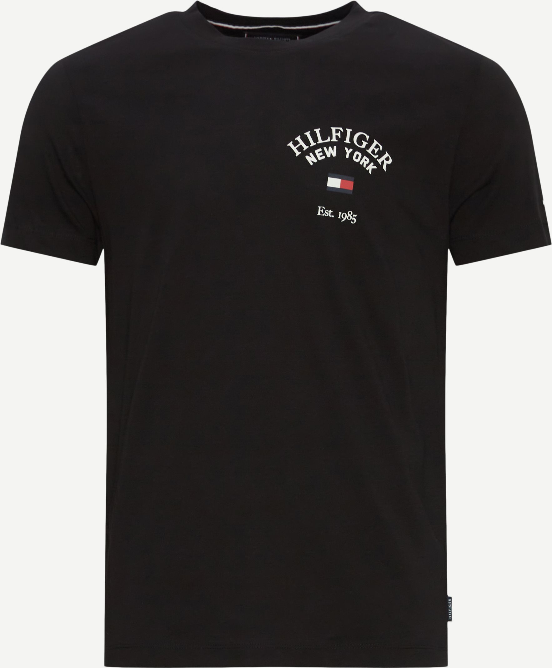 Tommy Hilfiger T-shirts 33689 ARCH VARSITY TEE Svart