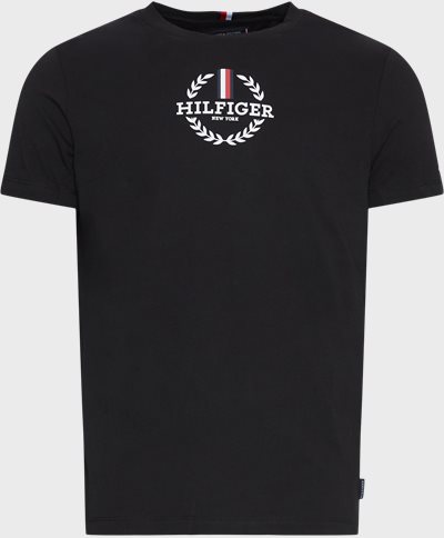 Tommy Hilfiger T-shirts 34388 GLOBAL STRIPE WREATH TEE Black