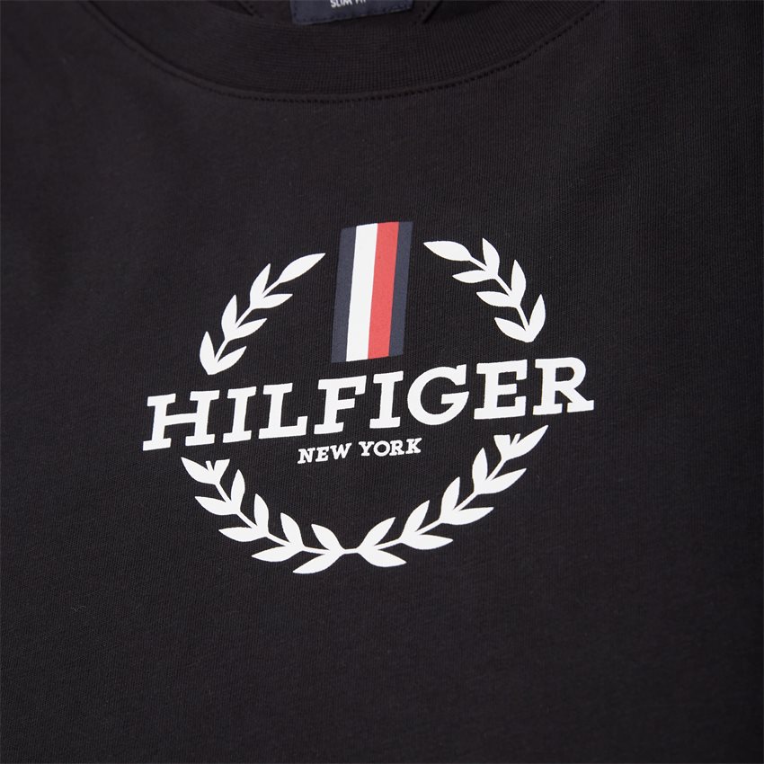 Tommy Hilfiger T-shirts 34388 GLOBAL STRIPE WREATH TEE SORT